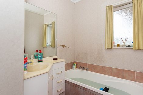 Photo of property in 63 Mount View Road, Melville, Hamilton, 3206