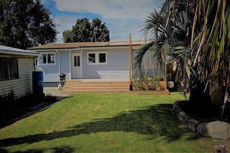 Photo of property in 12 Kambalda Street, Mangere Bridge, Auckland, 2022