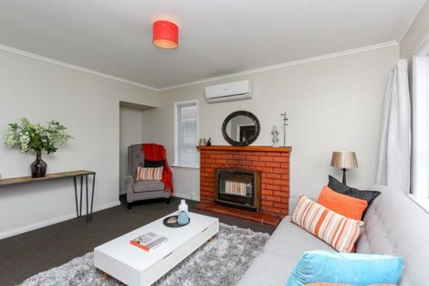 Photo of property in 21 Walsh Road, Westown, New Plymouth, 4310