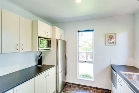 Photo of property in 28 Tait Drive, Greenmeadows, Napier, 4112