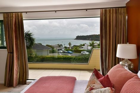 Photo of property in 45 Tindalls Bay Road, Tindalls Beach, Whangaparaoa, 0930