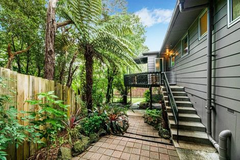 Photo of property in 51 Onedin Place, Titirangi, Auckland, 0604