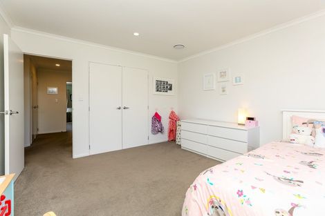 Photo of property in 67 Karamea Street, Whalers Gate, New Plymouth, 4310