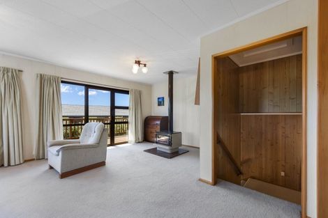 Photo of property in 6 Moana View Road, Waikawa, Picton, 7220