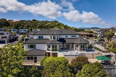 Photo of property in 4 Tombane Terrace, Papakowhai, Porirua, 5024
