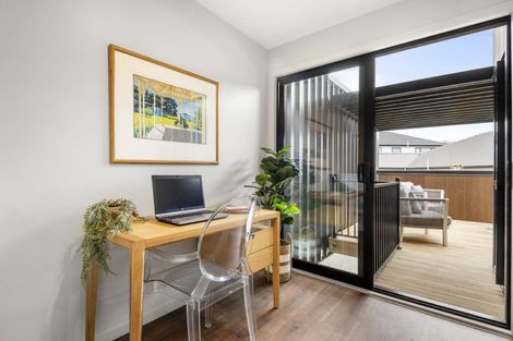 Photo of property in 118 Te Oneroa Way, Long Bay, Auckland, 0630