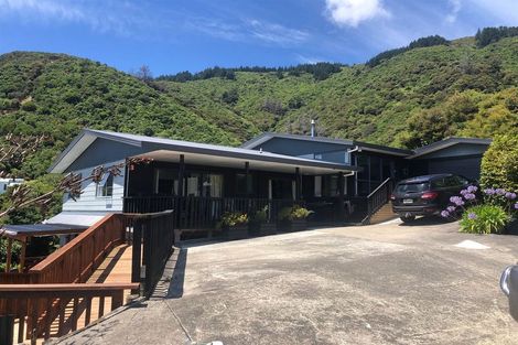 Photo of property in 4 Finlay Grove, Waikawa, Picton, 7220