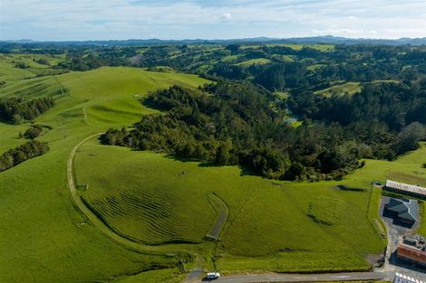 Photo of property in 69 Fraser Road, Kawakawa, 0182