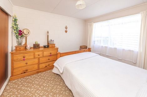 Photo of property in 2/234 Heads Road, Gonville, Whanganui, 4501