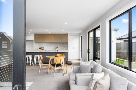 Photo of property in 96 Eriksen Road, Te Awa, Napier, 4110