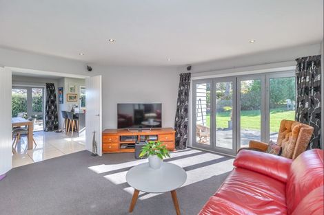 Photo of property in 84 Muhunoa West Road, Ohau, Levin, 5570