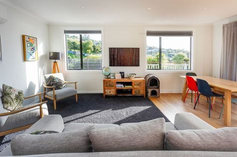 Photo of property in 18 Greenacres Street, Macandrew Bay, Dunedin, 9014