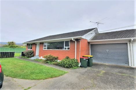 Photo of property in 5a Rosebank Avenue, Avalon, Lower Hutt, 5011