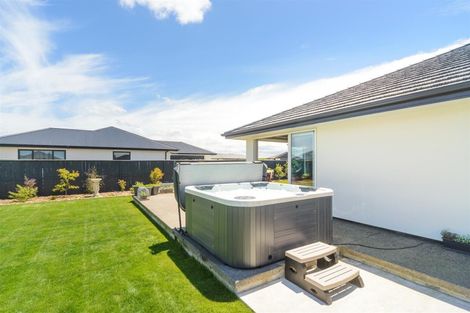 Photo of property in 19 George Street, Bulls, 4818