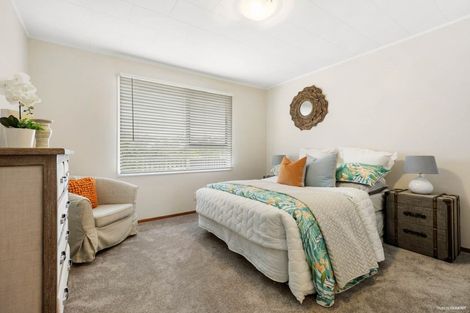 Photo of property in 18 Contessa Drive, Glenfield, Auckland, 0629