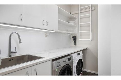 Photo of property in 111 Tarbert Street, Alexandra, 9320