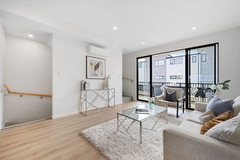 Photo of property in 10 Clementine Place, Bucklands Beach, 2014