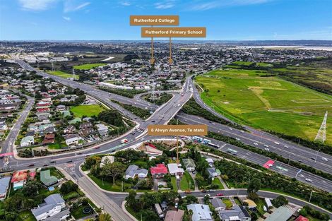 Photo of property in 6 Alwyn Avenue, Te Atatu South, Auckland, 0610