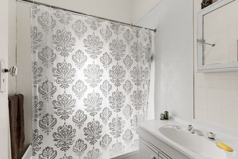 Photo of property in 194 Great South Road, Huntly, 3700