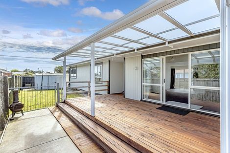 Photo of property in 330 Breezes Road, Aranui, Christchurch, 8061