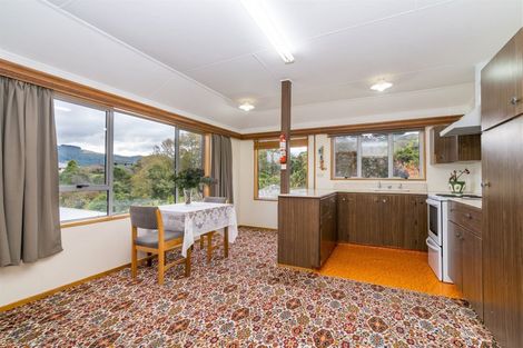 Photo of property in 11 Gorman Street, Macandrew Bay, Dunedin, 9014