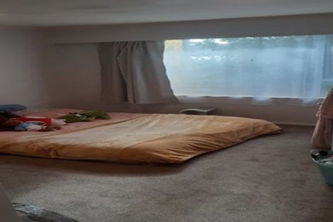 Photo of property in 1/163 View Road, Sunnyvale, Auckland, 0612