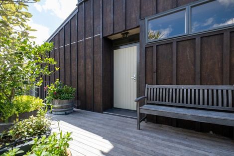 Photo of property in 5 Keith Sands Grove, Havelock North, 4130