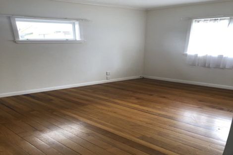 Photo of property in 82 Rosier Road, Glen Eden, Auckland, 0602