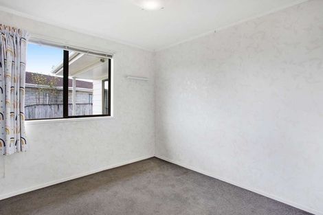 Photo of property in 73 Marendellas Drive, Bucklands Beach, Auckland, 2014