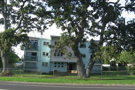 Photo of property in 1/117 Mount Smart Road, Onehunga, Auckland, 1061