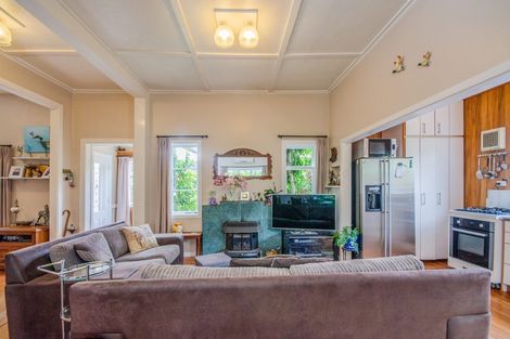 Photo of property in 4 Powell Street, Avondale, Auckland, 1026