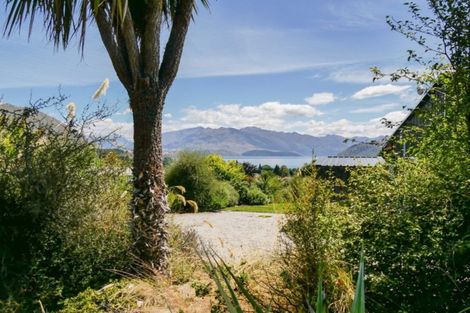 Photo of property in 187 Stone Street, Wanaka, 9305