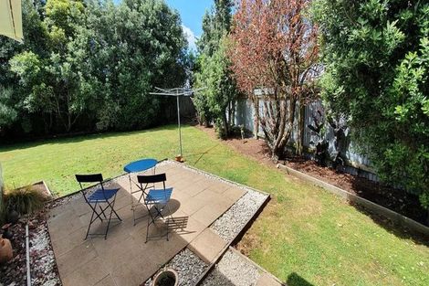 Photo of property in 22 Douglas Street, Levin, 5510