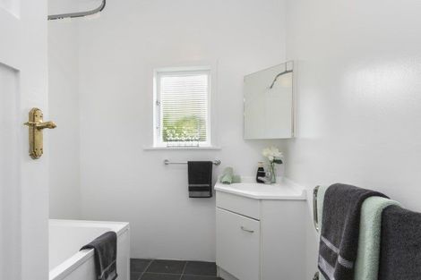 Photo of property in 3 Nicholls Avenue, Petone, Lower Hutt, 5012