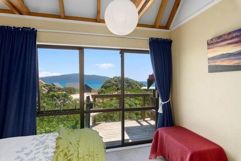 Photo of property in 6 Stonewall Grove, Waikanae Beach, Waikanae, 5036