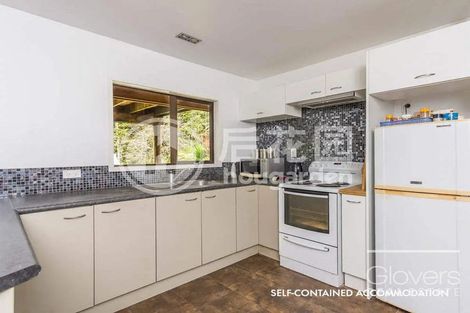 Photo of property in 204 Forest Hill Road, Waiatarua, Auckland, 0612