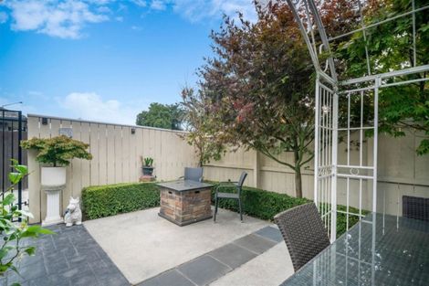 Photo of property in 1/64 Steadman Road, Broomfield, Christchurch, 8042