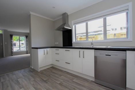 Photo of property in 27a Southsea Crescent, Silverdale, Hamilton, 3216