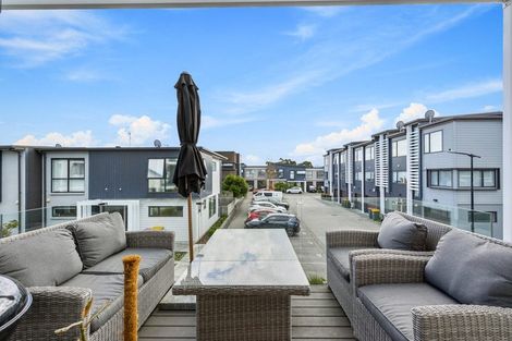 Photo of property in 9 Glenae Lane, Hobsonville, Auckland, 0618