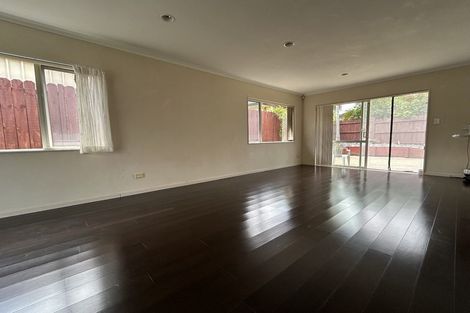 Photo of property in 74 Westerham Drive, Dannemora, Auckland, 2016