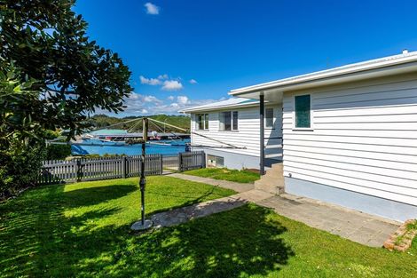 Photo of property in 1 Caduceus Place, Ascot Park, Porirua, 5024