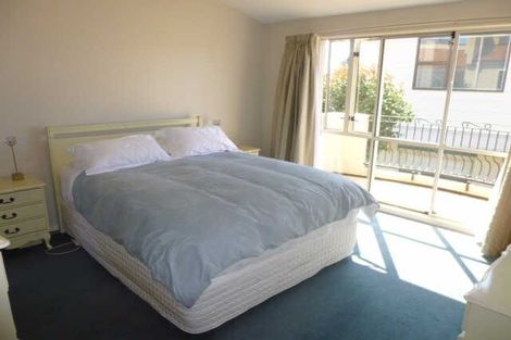 Photo of property in 51 Celia Street, Redcliffs, Christchurch, 8081