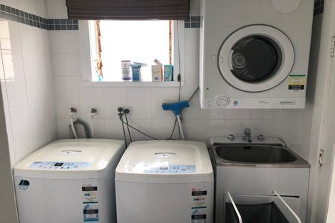 Photo of property in 37 Owen Street, Newtown, Wellington, 6021