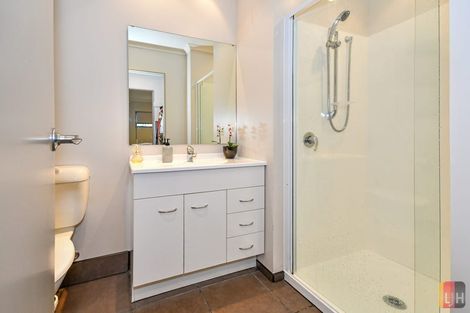 Photo of property in 19c Railway Street West, Papakura, 2110