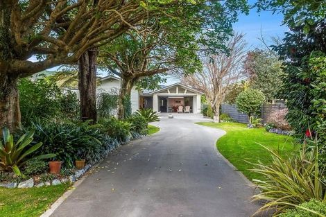 Photo of property in 10 Horopito Road, Waikanae, 5036