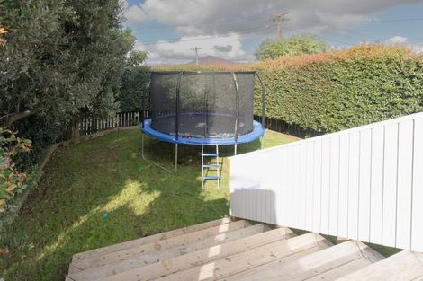 Photo of property in 4a Higgs Road, Mount Wellington, Auckland, 1060