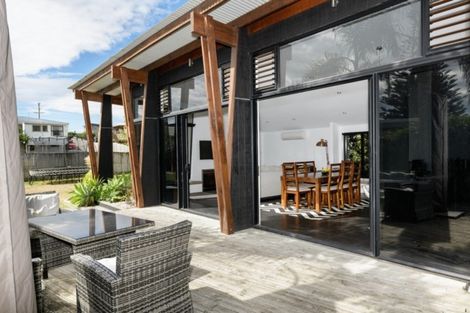 Photo of property in 1225 Papamoa Beach Road, Papamoa Beach, Papamoa, 3118