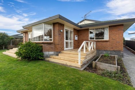 Photo of property in 85 Miranda Street, Stratford, 4332