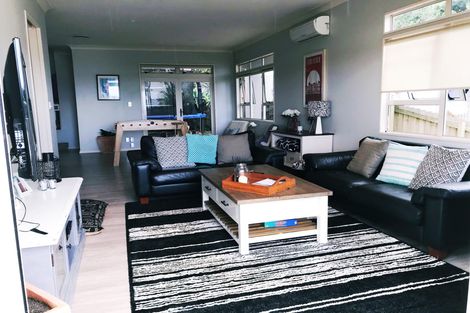 Photo of property in 1201 Whangaparaoa Road, Gulf Harbour, Whangaparaoa, 0930