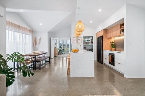 Photo of property in 24 Maturiki Drive, One Tree Point, 0118